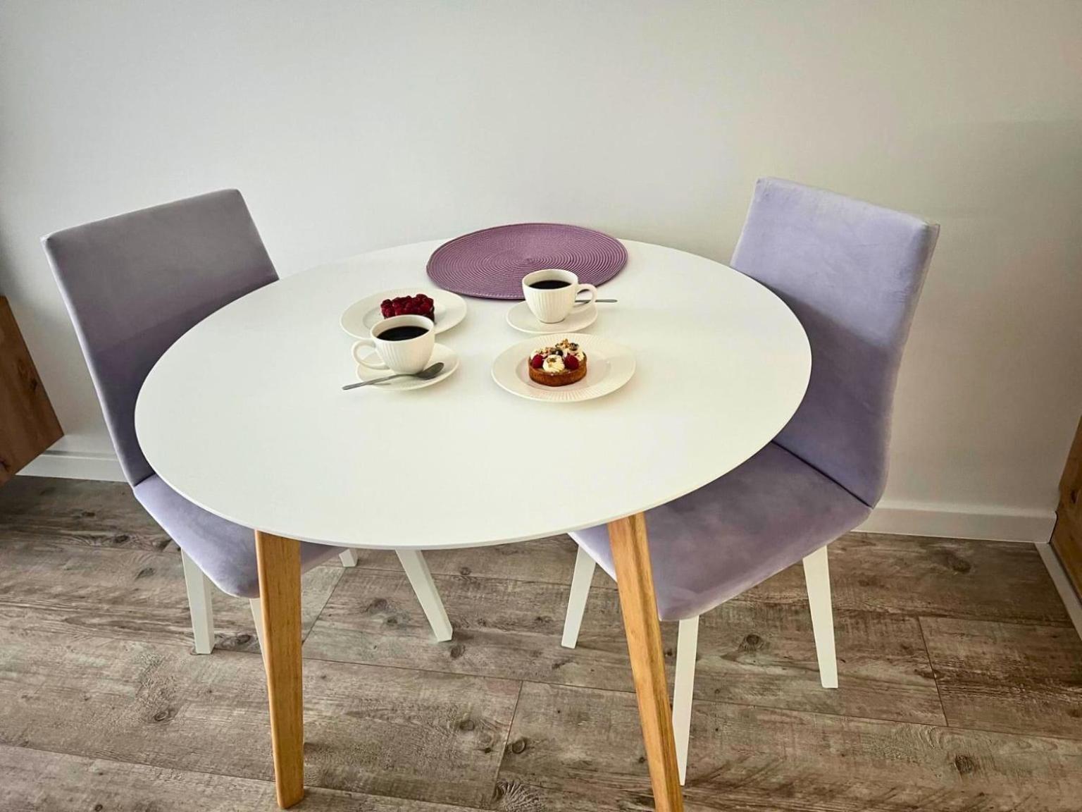 Apartament Purple Poznan Luaran gambar