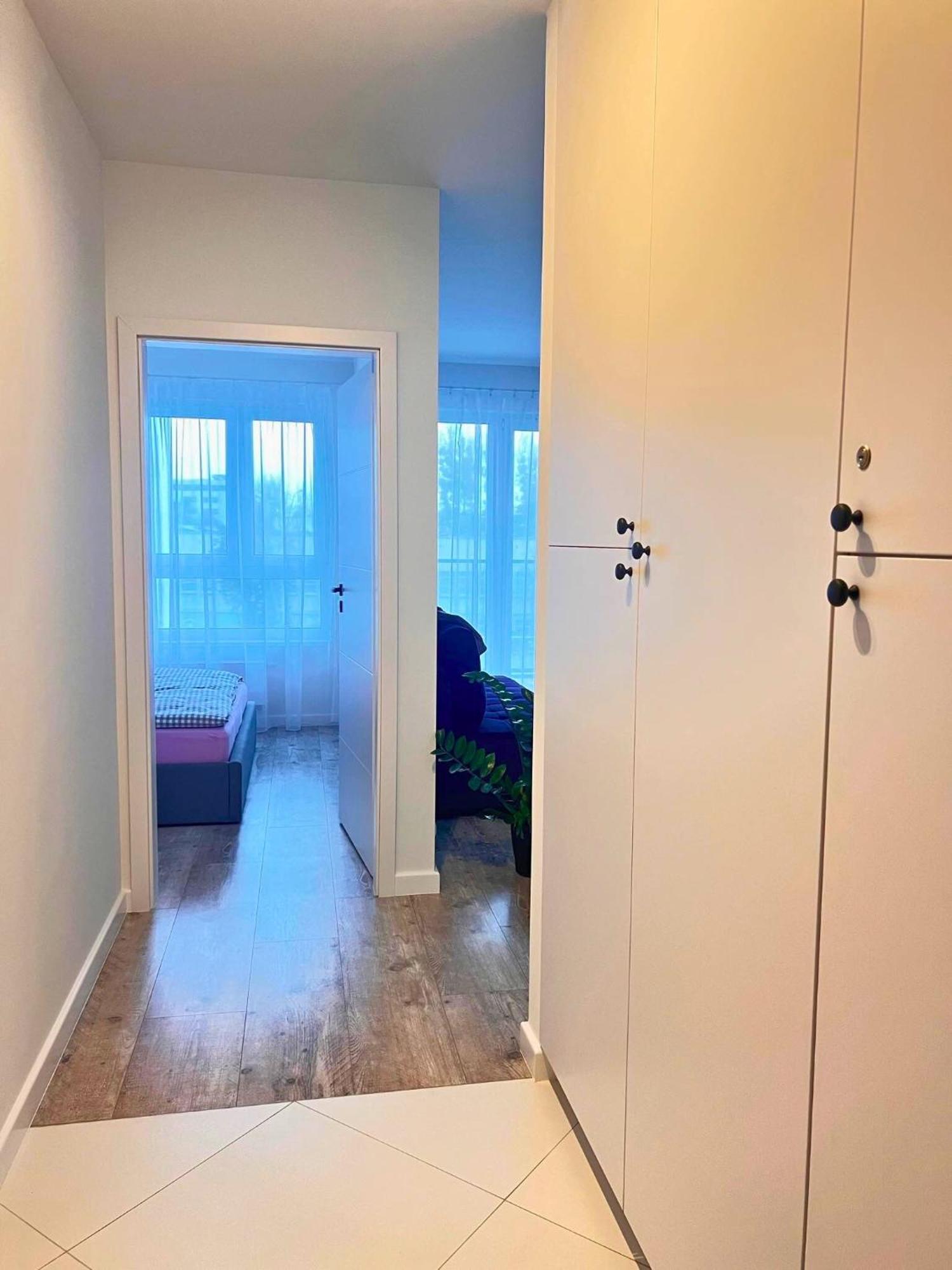 Apartament Purple Poznan Luaran gambar