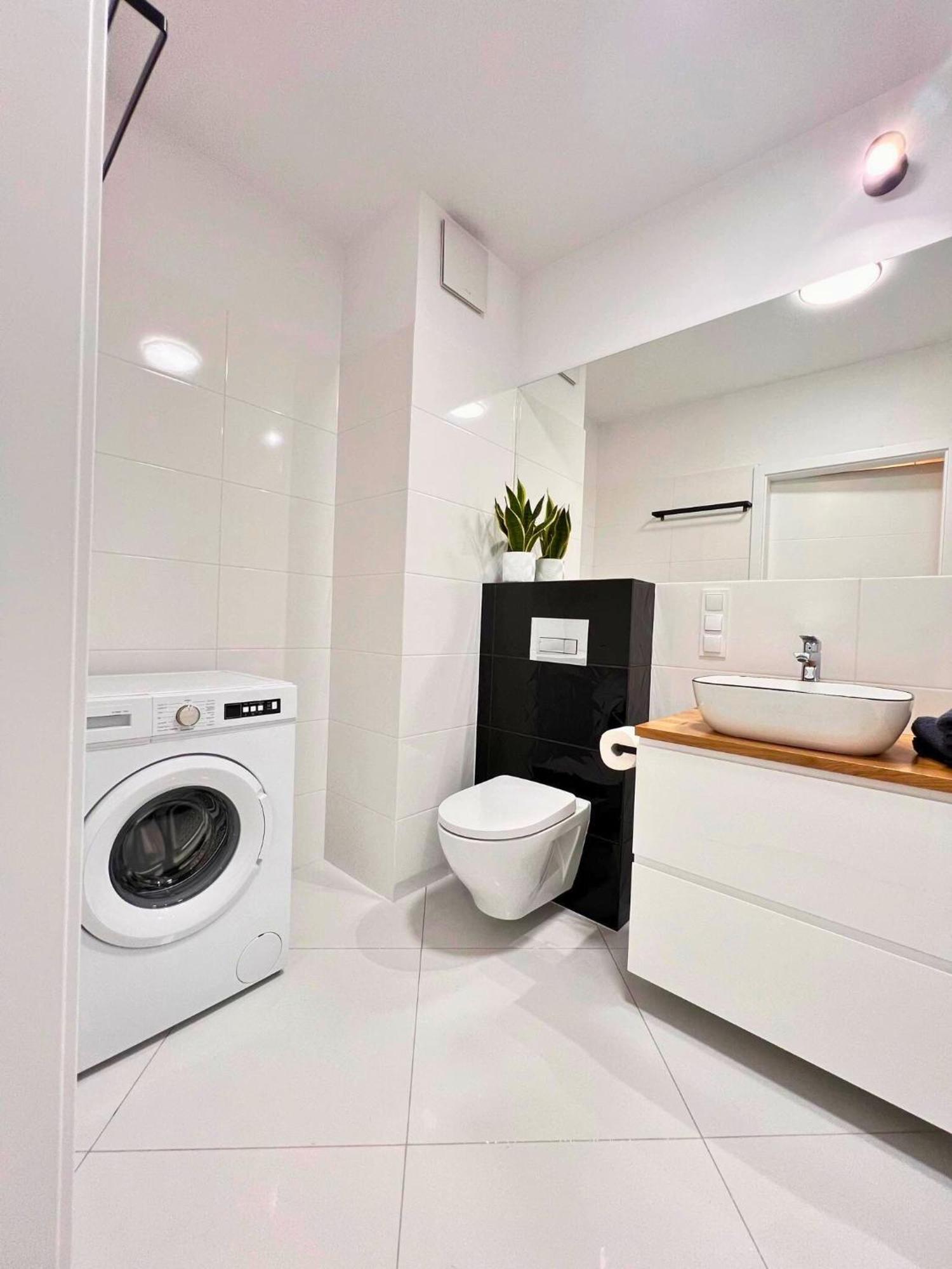Apartament Purple Poznan Luaran gambar