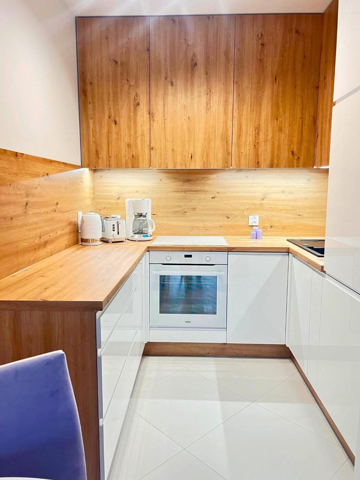 Apartament Purple Poznan Luaran gambar